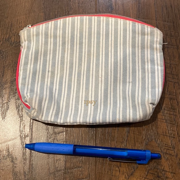 Ipsy makeup travel bag - Picture 1 of 3